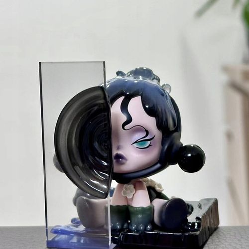 POP MART SKULLPANDA Series : Blind Box Kolekcjonerski + Unikatowy Design na Arena.pl