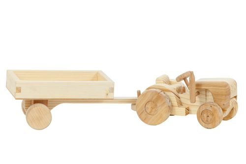 Drewniany model traktora "John Deere" na Arena.pl