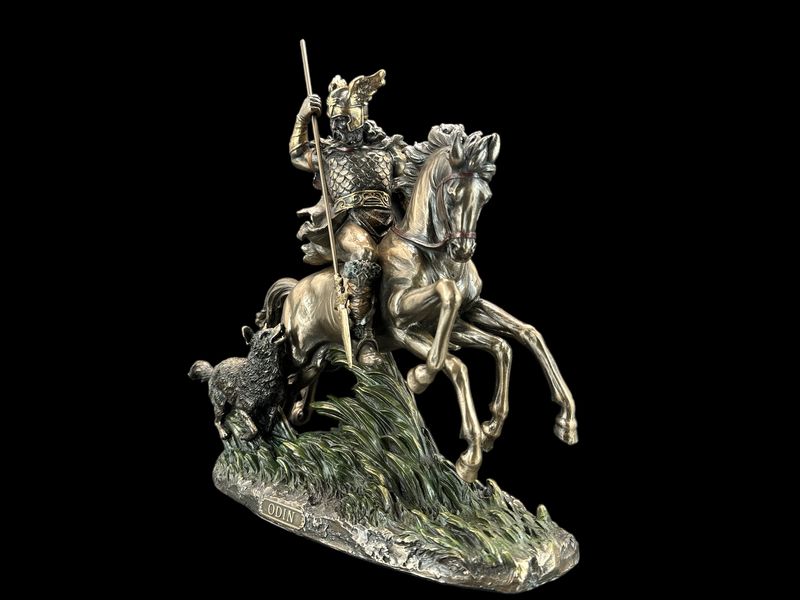 RZEŹBA NIEZWYCIĘRZONY BÓG NORDYCKI ODYN VERONESE (WU75997A4) zdjęcie 4