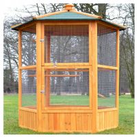 Drewniana klatka dla królika mała na podwórko do ogrodu