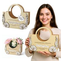 Prezent na Zakończenie roku wyjątkowa personalizowana torebka flowerbox