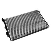 CHŁODNICA AUDI A3 8P/8PA/8P7 2004 2005 2006 2007 2008 2009 2010 2011 2012