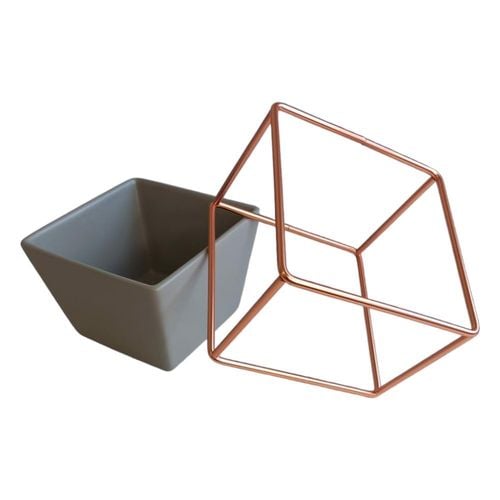 Kwadratowa doniczka/osłonka w ozdobnym stelażu na Arena.pl