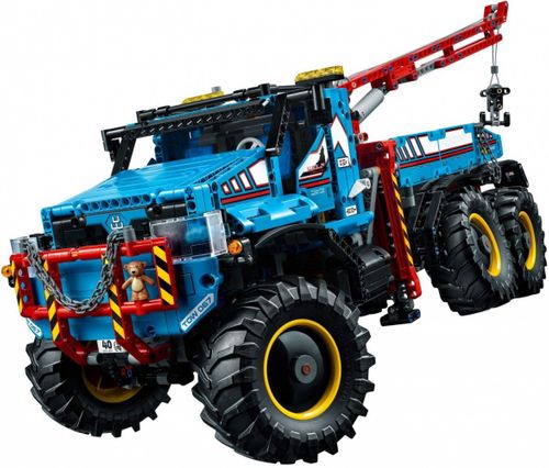 Lego Technic Terenowy holownik 6x6 na Arena.pl