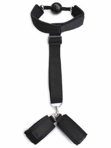 mouth gag ball with hand cuffs na Arena.pl