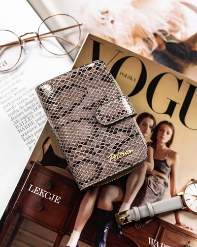 kompaktowy portfel damski z egzotycznym wzorem - peterson na Arena.pl