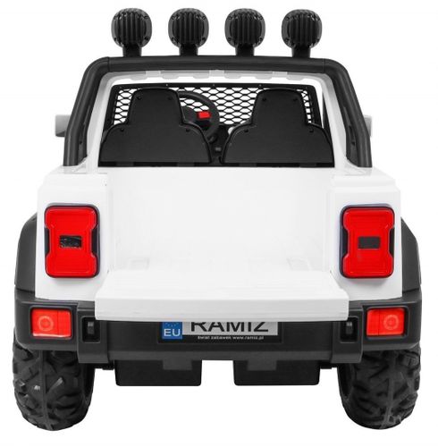 Pojazd Allroad 4X4 Biały na Arena.pl