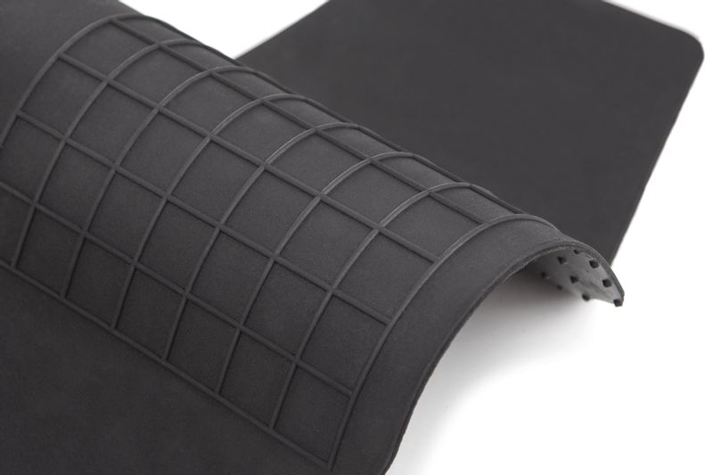 Gumowa osłona na tunel do: Audi Q3 zdjęcie 3