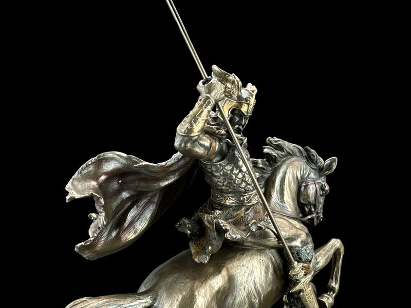 RZEŹBA NIEZWYCIĘRZONY BÓG NORDYCKI ODYN VERONESE (WU75997A4) zdjęcie 8