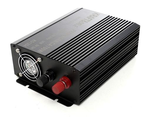 Przetwornica samochodowa 700W 12V - 230V na Arena.pl