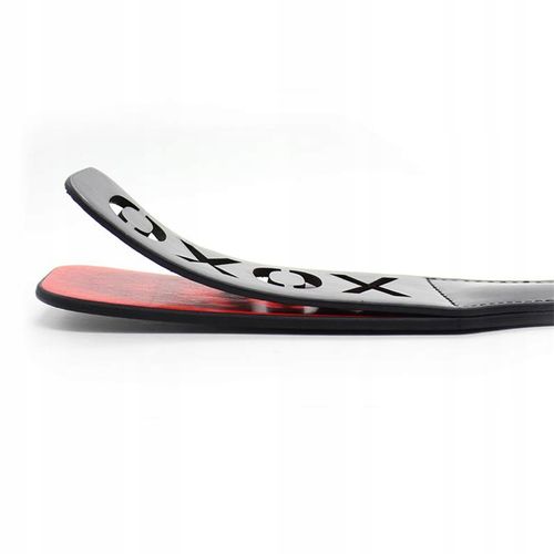 Packa do klapsów i chłosty, skóra wegańska. Motyw XOXO. Czarno-czerwona. na Arena.pl