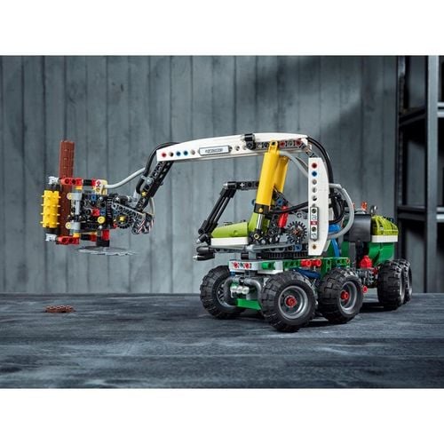 Klocki Lego Technic Maszyna Leśna 42080 na Arena.pl