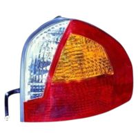 LAMPA TYLNA PRAWA HYUNDAI SANTA FÉ I 2000 2001 2002 2003 2004 2005 2006