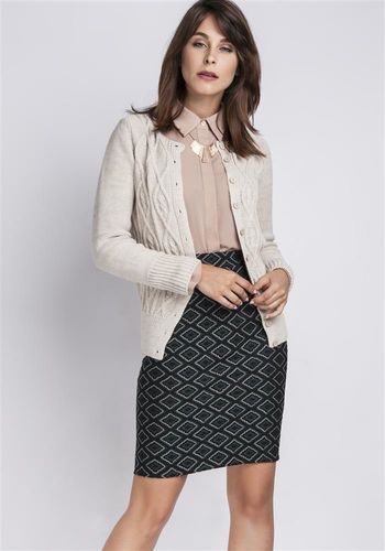 M49590_1 M (38) na Arena.pl