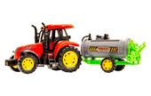 Traktor z cysterną do oprysków