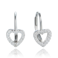 MINET Kolczyki srebrne serca z białymi cyrkoniami