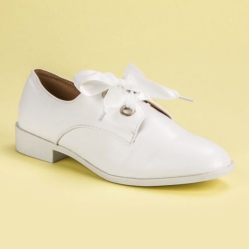 Wiązane Półbuty r.38 na Arena.pl