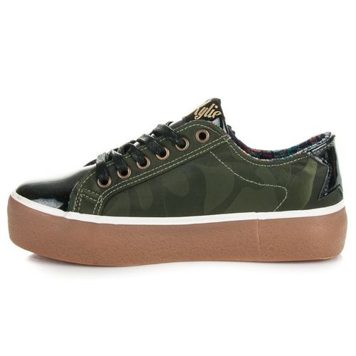 Lakierowane Trampki r.41 na Arena.pl