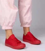 Czerwone klasyczne trampki pikowane Nessa 37