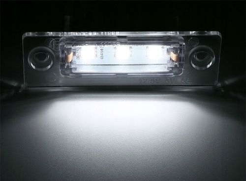 PODŚWIETLENIE TABLICY REJESTRACYJNEJ REJESTRACJI VW Passat B5 B6 T5 TOURAN na Arena.pl