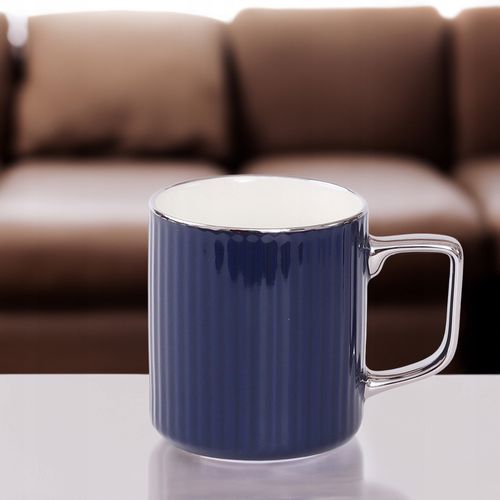 PORCELANOWY KUBEK NA KAWĘ HERBATĘ GRANAT ZDOBIONY ZE SREBRNYM UCHEM 370ML na Arena.pl