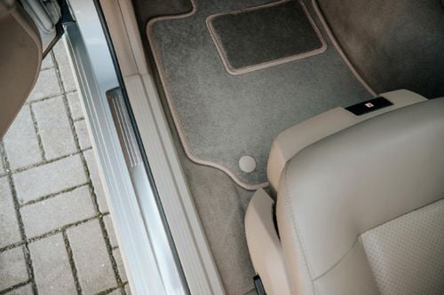 Dywaniki welurowe LUX Renault Megane E-Tech 2022- beżowe na Arena.pl
