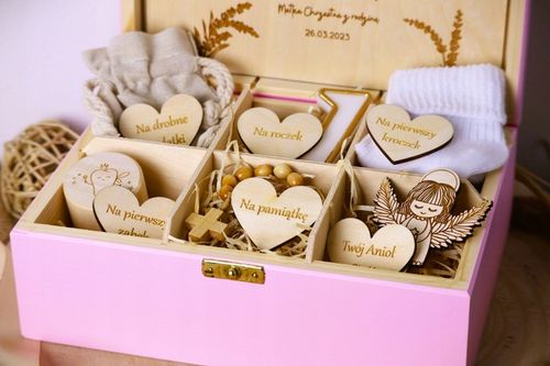 Pamiątka Chrztu Świętego Prezent na Chrzest Święty GOTOWE PUDEŁKO Różowe na Arena.pl