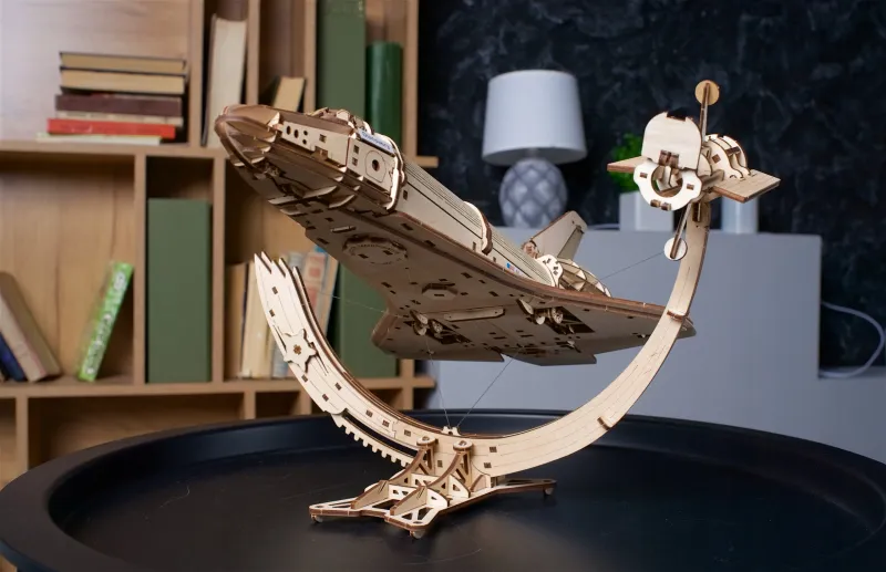 Puzzle 3D UGEARS Wahadłowiec NASA Discovery zdjęcie 11