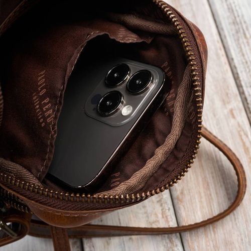 saszetka męska skórzana na ramię brązowa mała funkcjonalna na Arena.pl