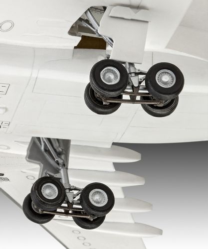 Model plastikowy Samolot Airbus A330-300 Lufthansa 1/144 na Arena.pl