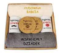 PREZENT DLA BABCI I DZIADKA DZIEŃ BABCIA KUBEK ZESTAW RĘCZNIKI HAFT GRAWER
