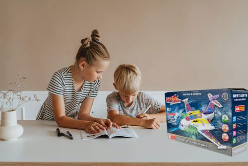 SAMOLOT jeżdzący INTERAKTYWNY ŚWIECĄCY LED GRAJĄCY DLA DZIECI Z DŹWIĘKIEM na Arena.pl