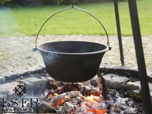 Kociołek węgierski żeliwny z pokrywą 10.5l i trójnogiem - ES-ER na Arena.pl