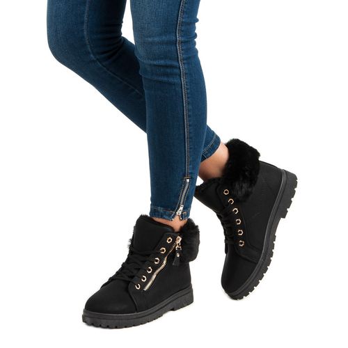 Ocieplane wiązane botki r.41 na Arena.pl