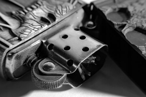 ZIPPO BENZYNA+KAMIENIE+KNOTY* na Arena.pl