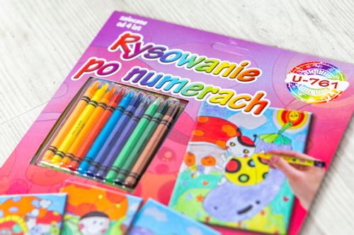 Kolorowanka obrazek rysowanie po numerach kredki na Arena.pl