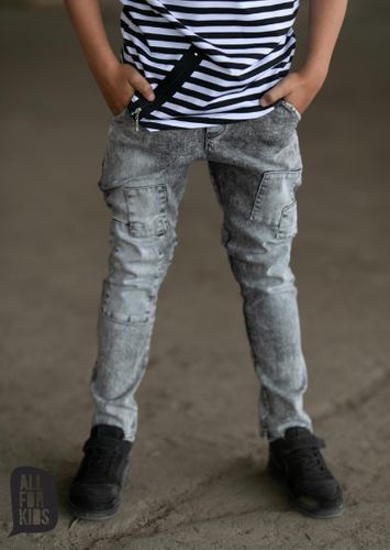 Dres TYGRYS grafit JEANS 128 134 na Arena.pl