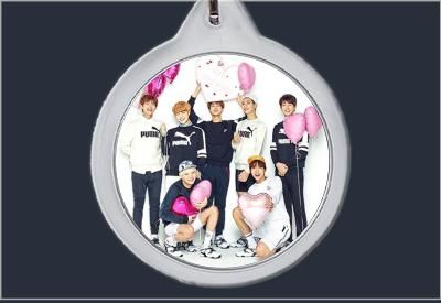 Brelok do kluczy BTS zdjęcie 1