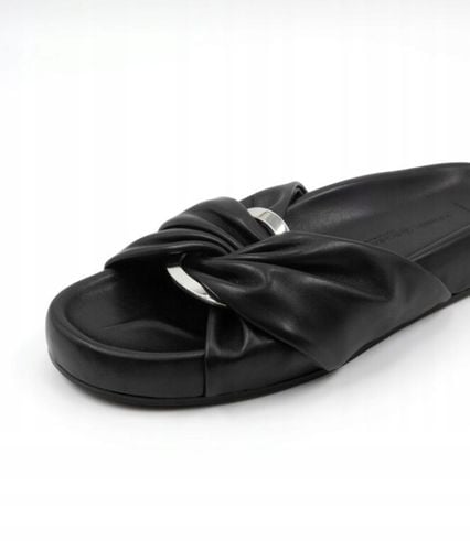 Kennel Schmenger SODA - Kapcie R38 na Arena.pl