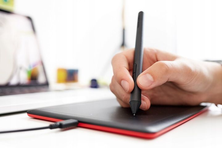 Tablet graficzny One by Wacom M CTL-672N zdjęcie 11