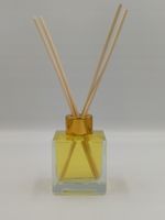 Naturalny Dyfuzor Zapachowy z Patyczkami - AMBER MUSK