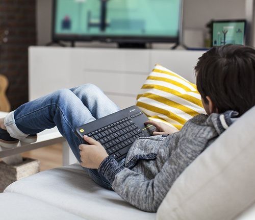 K400 Plus Wireless Touch Keyboard Czarna na Arena.pl