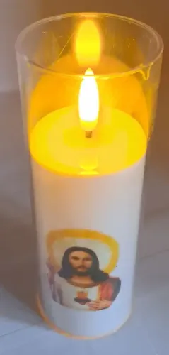 Świeca z św. obrazkiem LED 5.5x15cm w osłonie z efektem płomienia 2xAA na Arena.pl