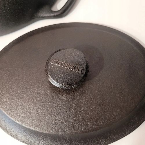 Garnek 2l żeliwny owalny z pokrywą Skeppshult Tradition czarny na Arena.pl