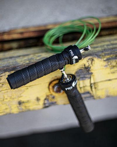 Skakanka Czarno-Limonkowa Jr11 Pretorians na Arena.pl