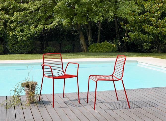 Krzesło Summer Arm czerwone metalowe zdjęcie 2