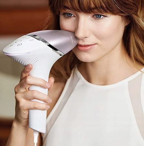ZESTAW DEPILATOR LASEROWY PHILIPS LUMEA PRESTIGE Z 4 NASADKAMI + POKROWIEC zdjęcie 2