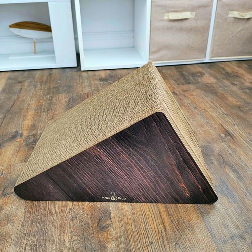 Drapak dla kota TRÓJKĄT | brązowy | 46 x 39 x 27 x 30 cm | Mruu&Pruu na Arena.pl