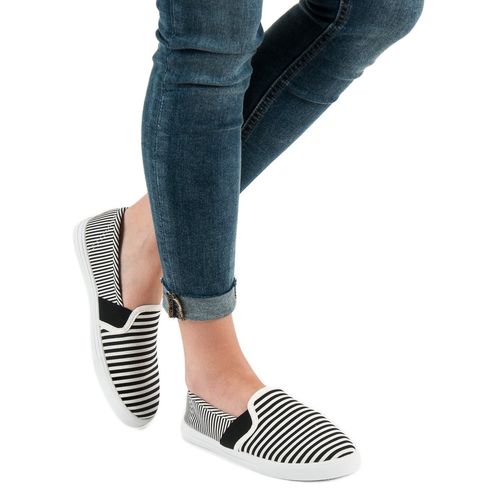 Slipony W Paski r.38 na Arena.pl