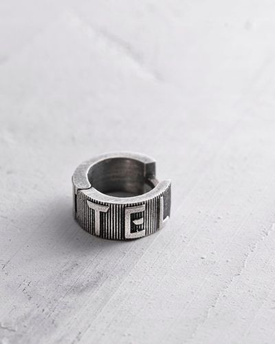 Srebrny kolczyk-kółko REYTEL na Arena.pl